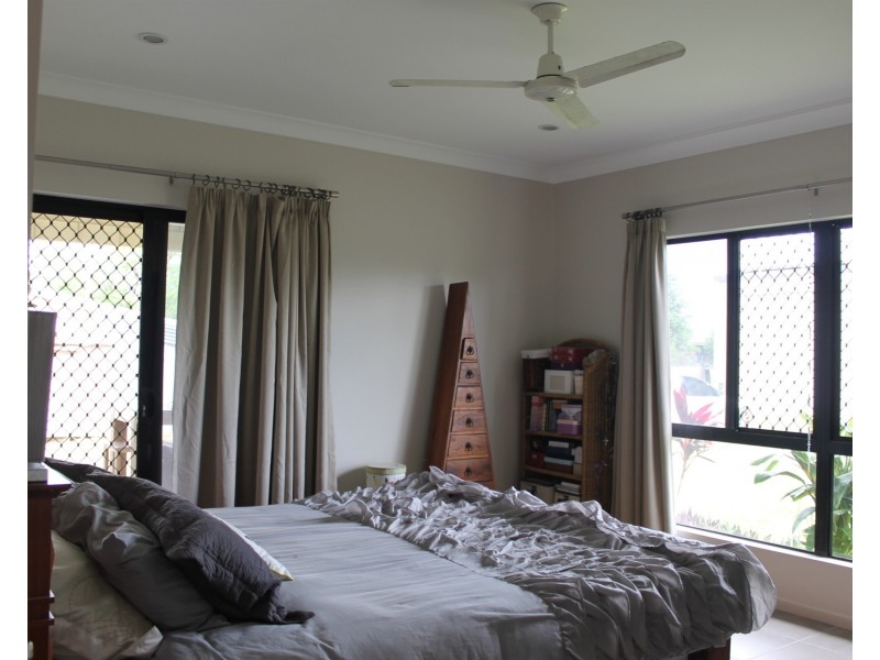 29 Matthews Street, Bowen QLD 4805