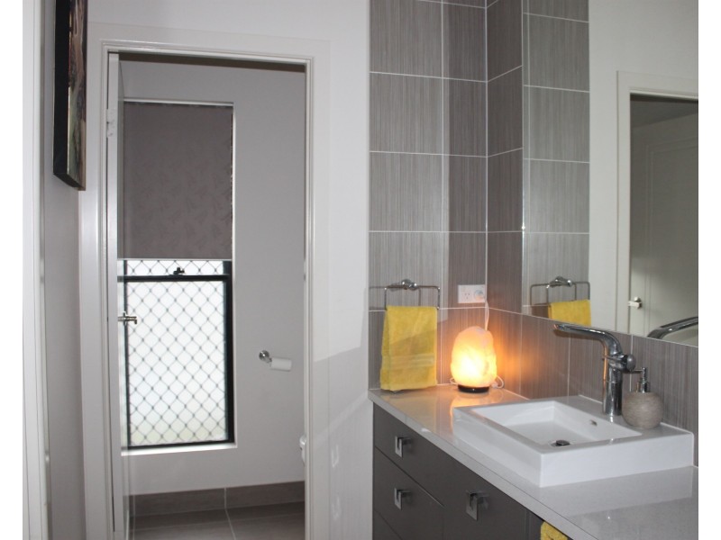 29 Matthews Street, Bowen QLD 4805