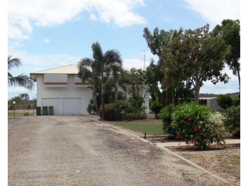 18588 Bruce Highway, Bowen QLD 4805