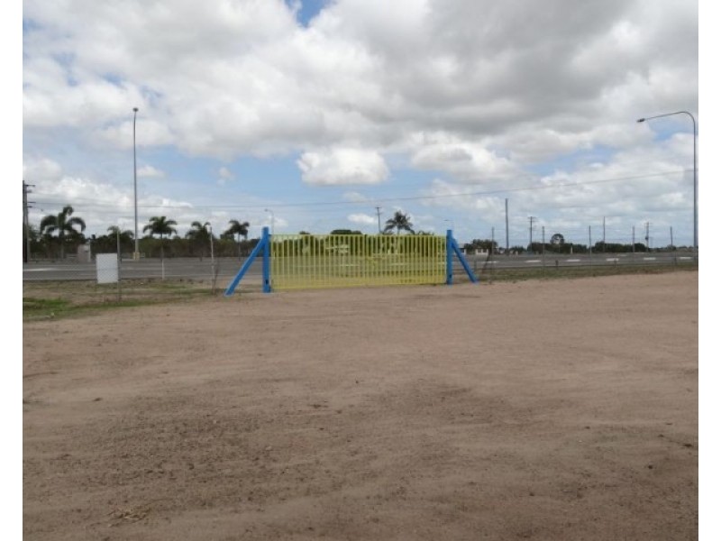 18588 Bruce Highway, Bowen QLD 4805