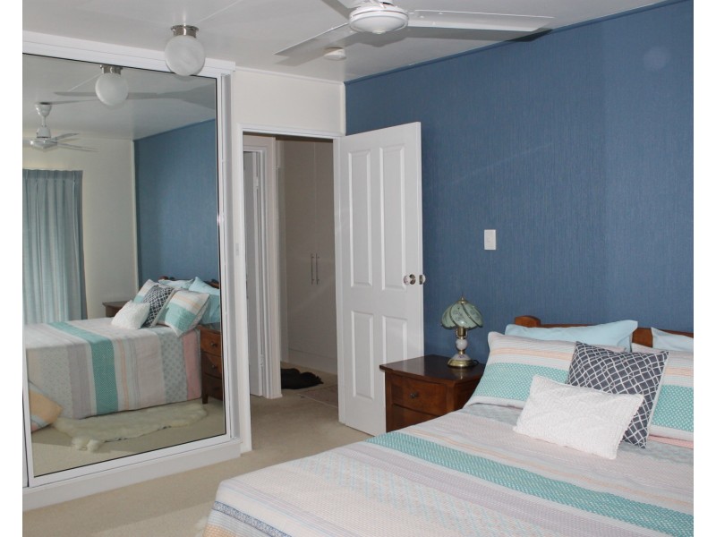 42 Crofton Street, Bowen QLD 4805