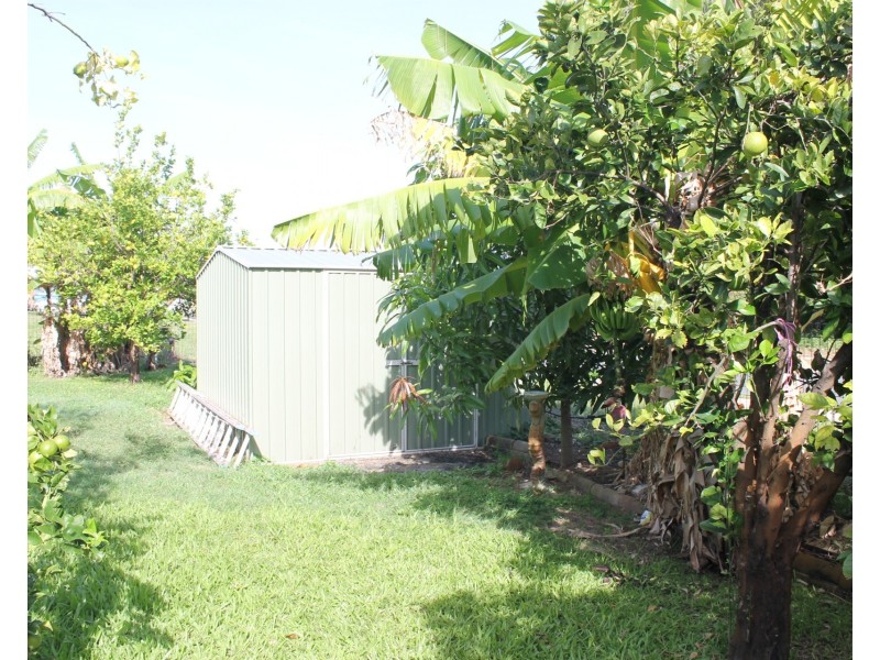 42 Crofton Street, Bowen QLD 4805