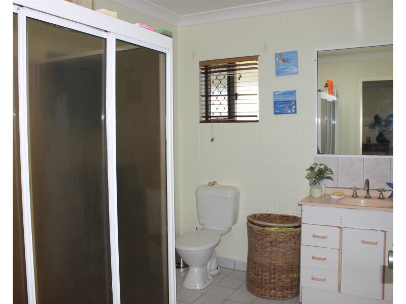 173 Inveroona Road, Bowen QLD 4805