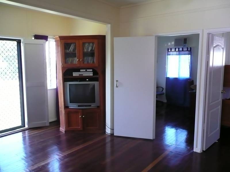 122 Powell Street, Bowen QLD 4805