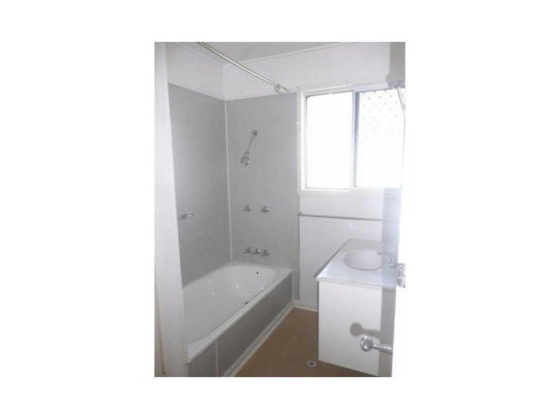 16 Argyle Park Road, Bowen QLD 4805