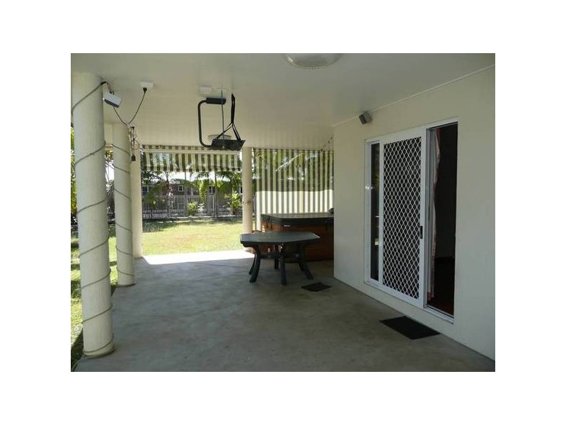 18 Brighton Road, Bowen QLD 4805