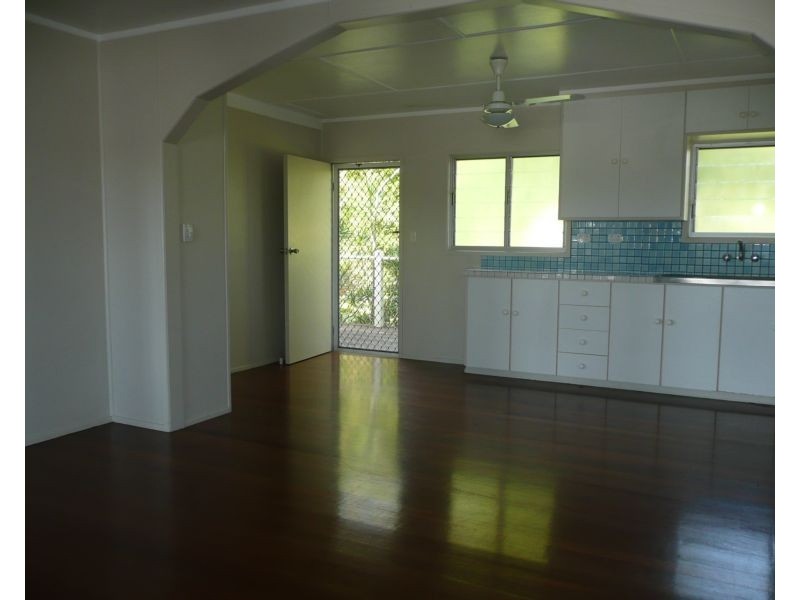 7a Philip Street, Bowen QLD 4805