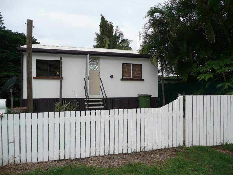 34 Creek Street, Bowen QLD 4805