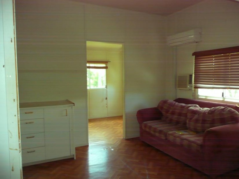 34 Creek Street, Bowen QLD 4805