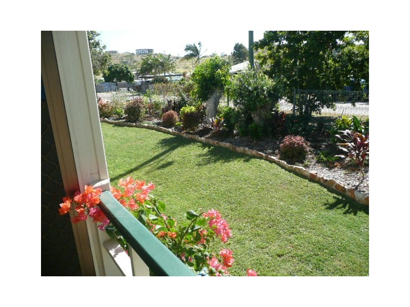 5 Leichhardt Lane, Bowen QLD 4805