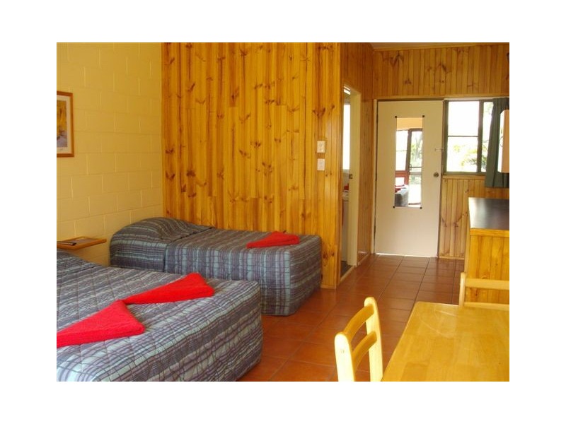 18512 Bruce Highway, Bowen QLD 4805