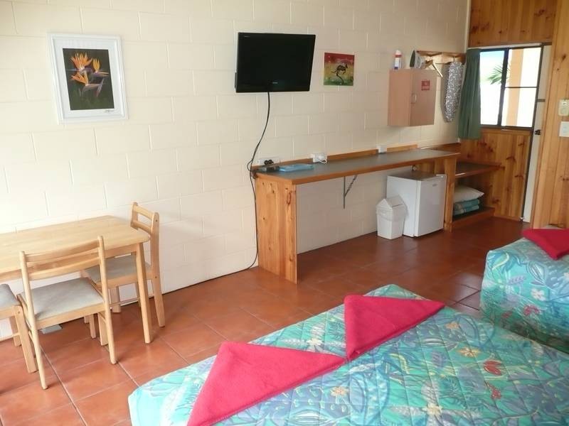 18512 Bruce Highway, Bowen QLD 4805