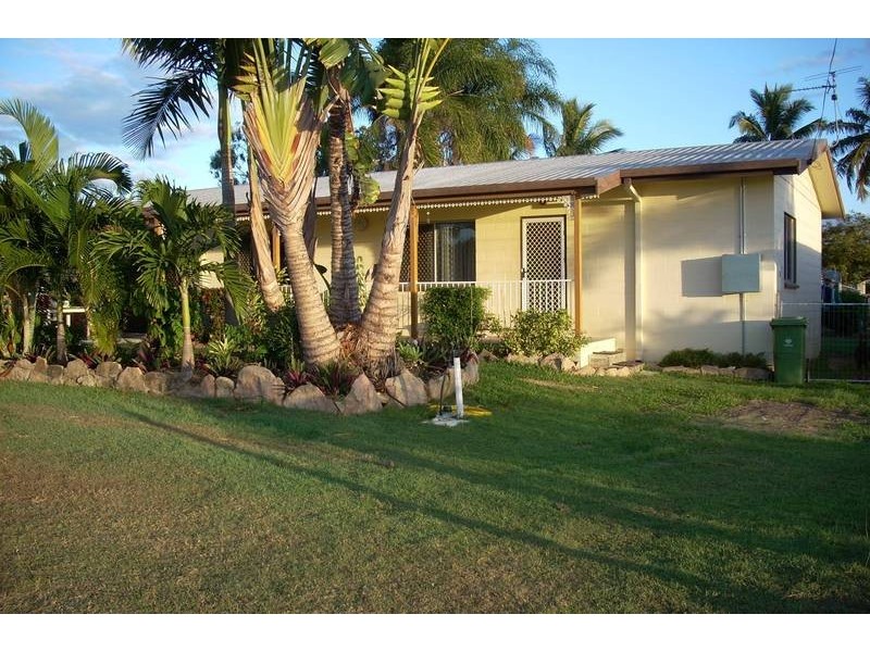 3 Hill Street, Bowen QLD 4805