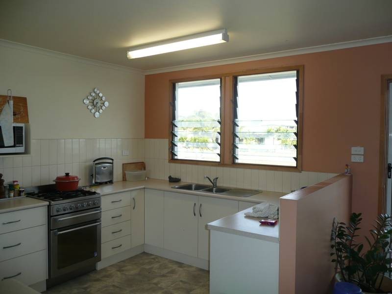 24 Pantall Street, Bowen QLD 4805