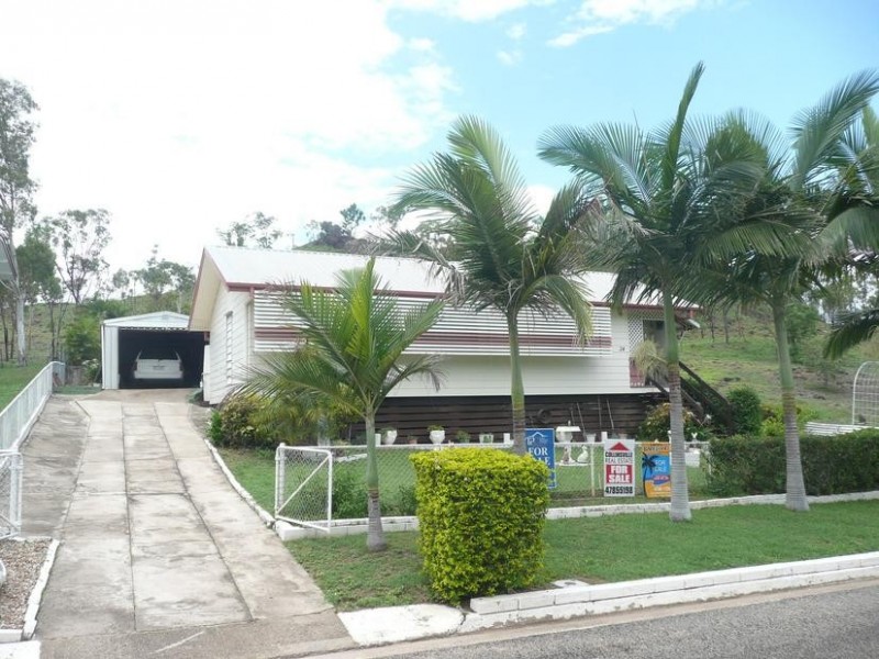 24 Scartwater STREET, Collinsville QLD 4804