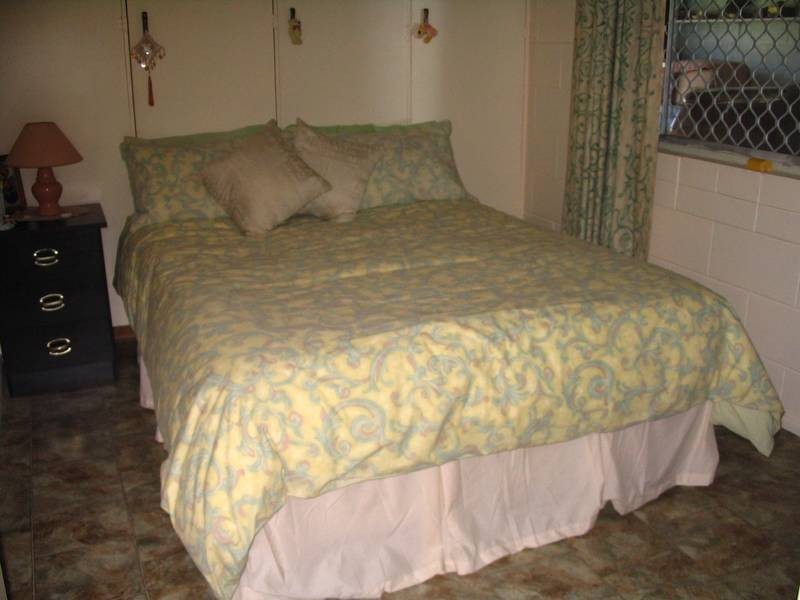 72 Gloucester STREET, Bowen QLD 4805