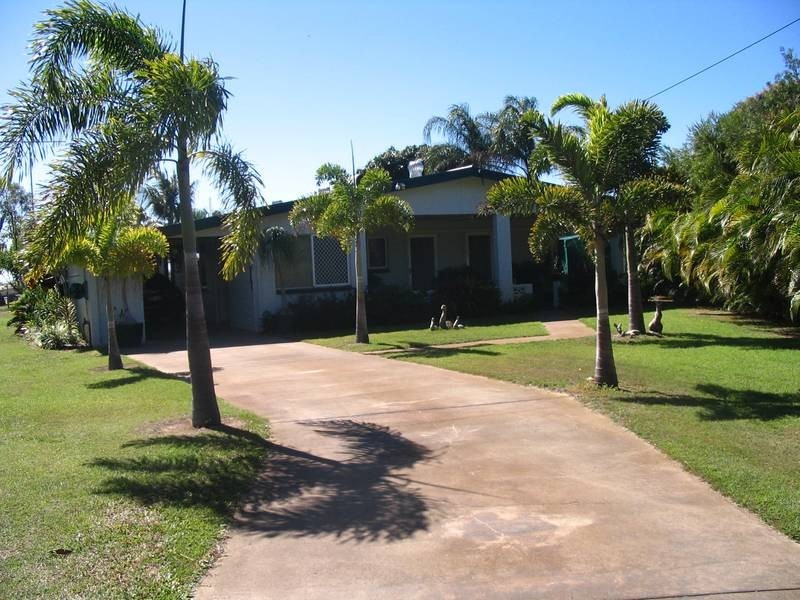 72 Gloucester STREET, Bowen QLD 4805