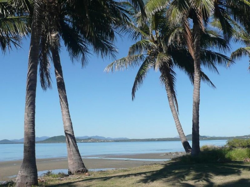 6 Quay STREET, Bowen QLD 4805