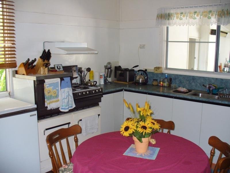 38 Murroona ROAD, Bowen QLD 4805