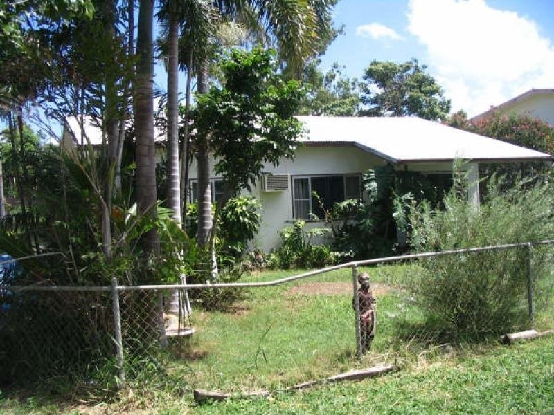 20 Eleventh AVENUE, Scottville QLD 4804
