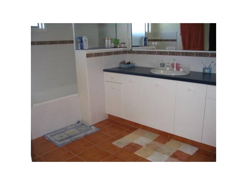 136 Mt Nutt ROAD, Bowen QLD 4805