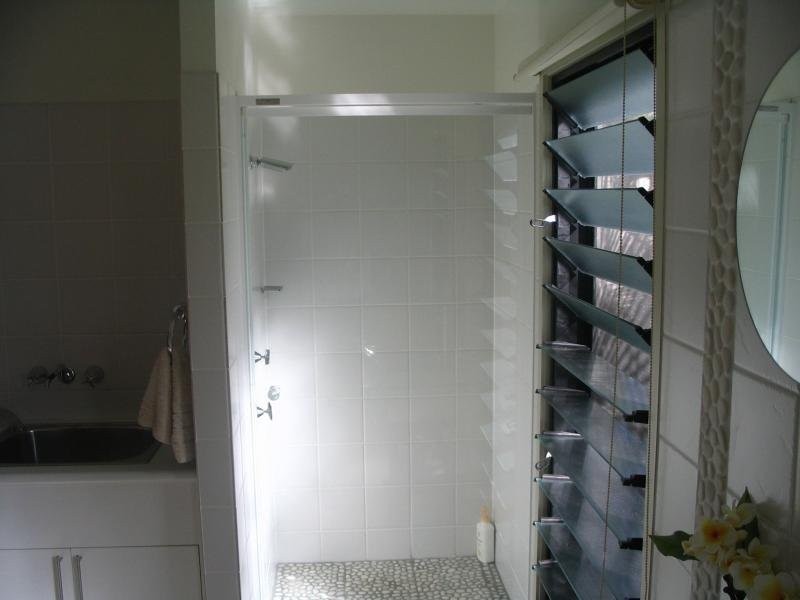 2 Lotus LANE, Bowen QLD 4805