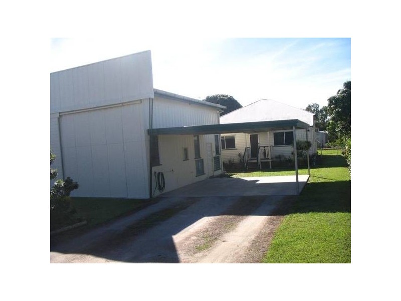 12 Field STREET, Bowen QLD 4805