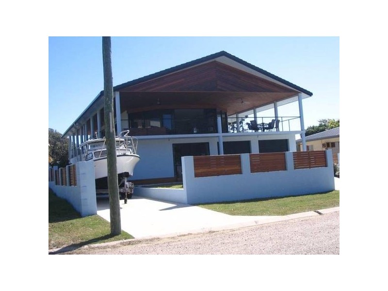 8 Quay STREET, Bowen QLD 4805