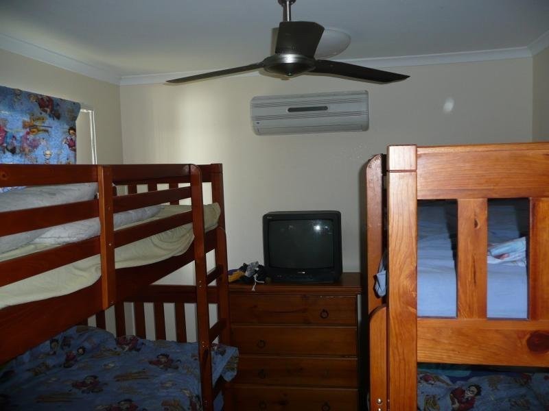 4 Allan PLACE, Bowen QLD 4805