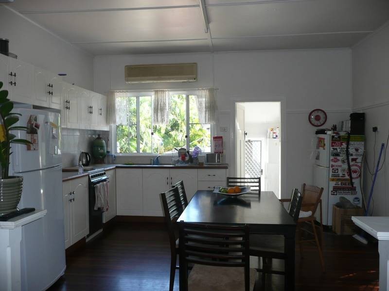 82 Gordon STREET, Bowen QLD 4805