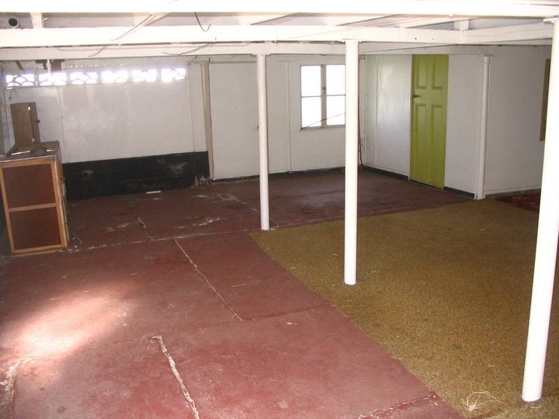 2 Carpet STREET, Collinsville QLD 4804