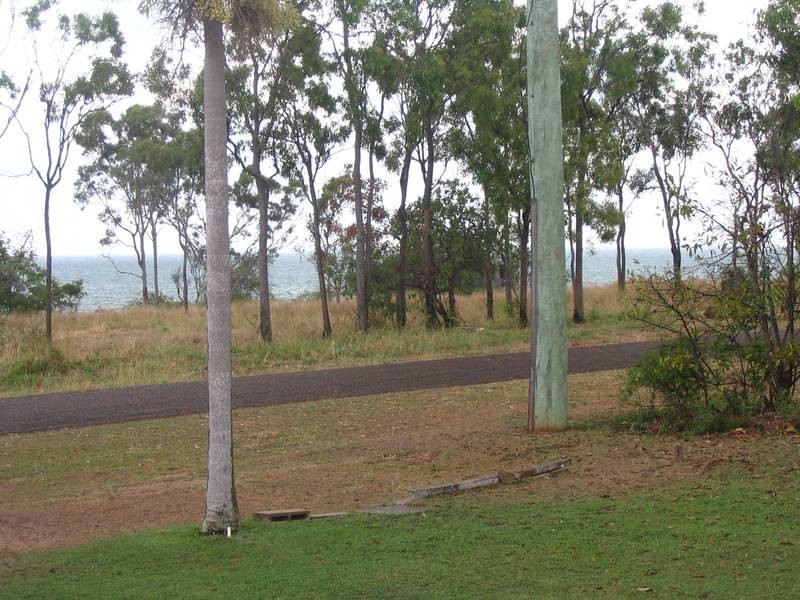 77 Whyte AVENUE, Bowen QLD 4805
