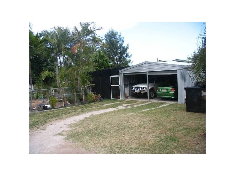 65 Poole STREET, Bowen QLD 4805