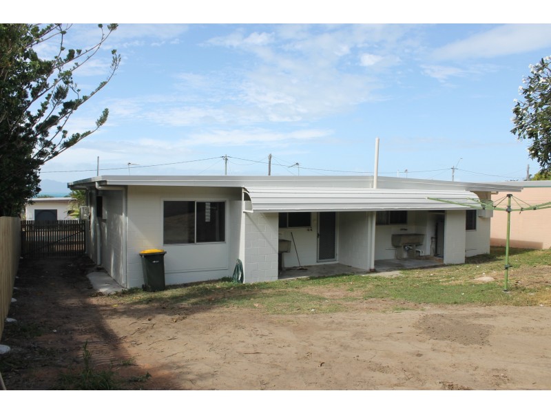 17 Casuarina STREET, Bowen QLD 4805