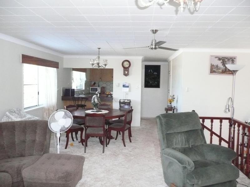 25 Rose Bay ROAD, Bowen QLD 4805