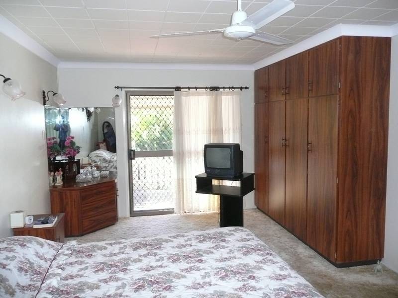 25 Rose Bay ROAD, Bowen QLD 4805