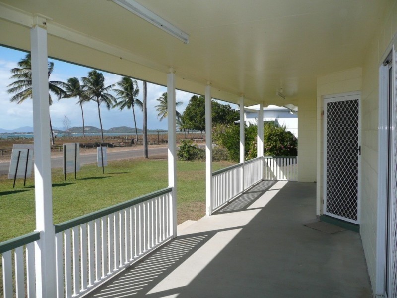 63 Esplanade, Bowen QLD 4805