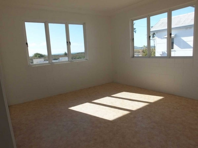 63 Esplanade, Bowen QLD 4805