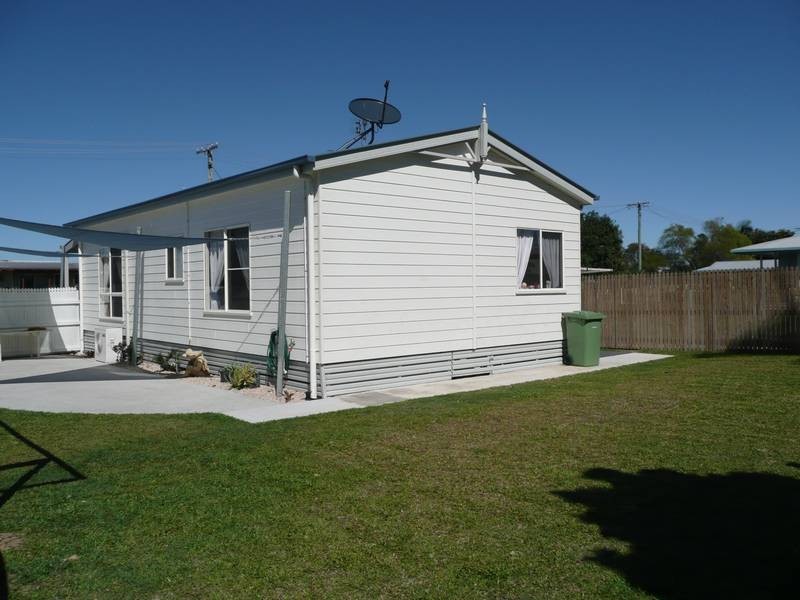 28 Emmerson DRIVE, Bowen QLD 4805