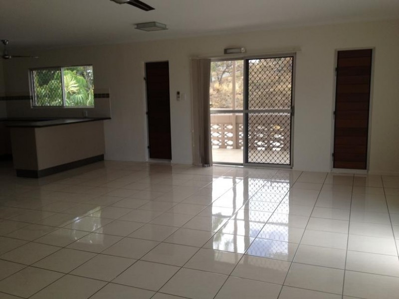 126 Mt Nutt ROAD, Bowen QLD 4805