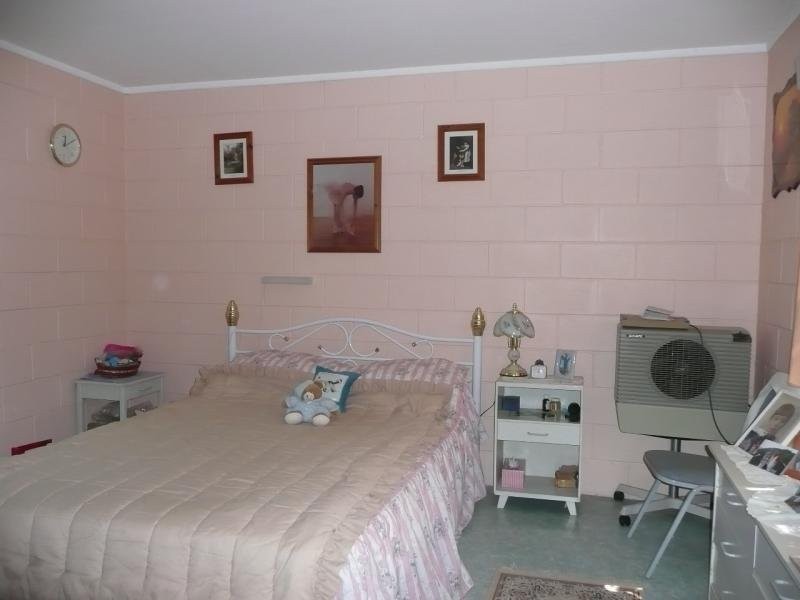 13 Mullers LANE, Bowen QLD 4805