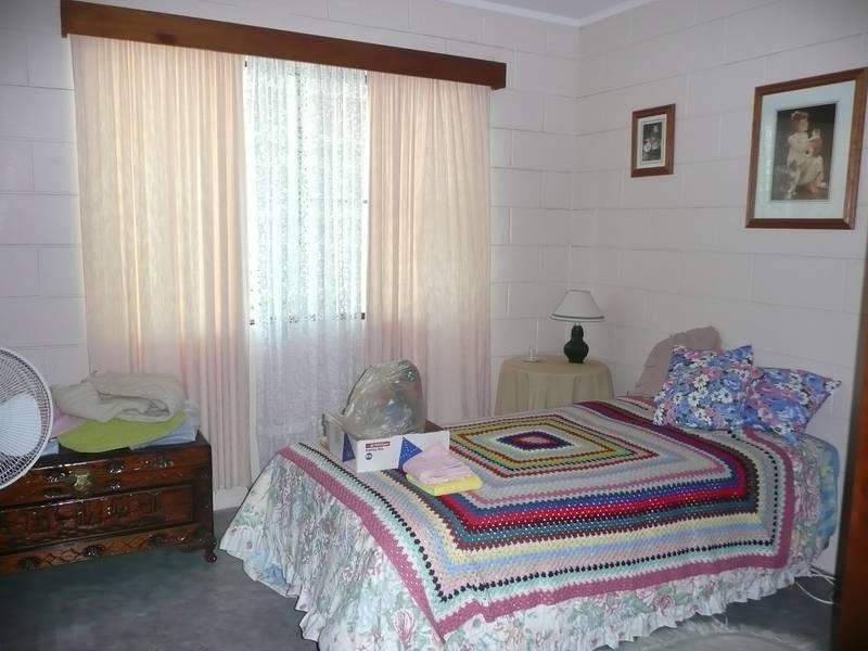 13 Mullers LANE, Bowen QLD 4805