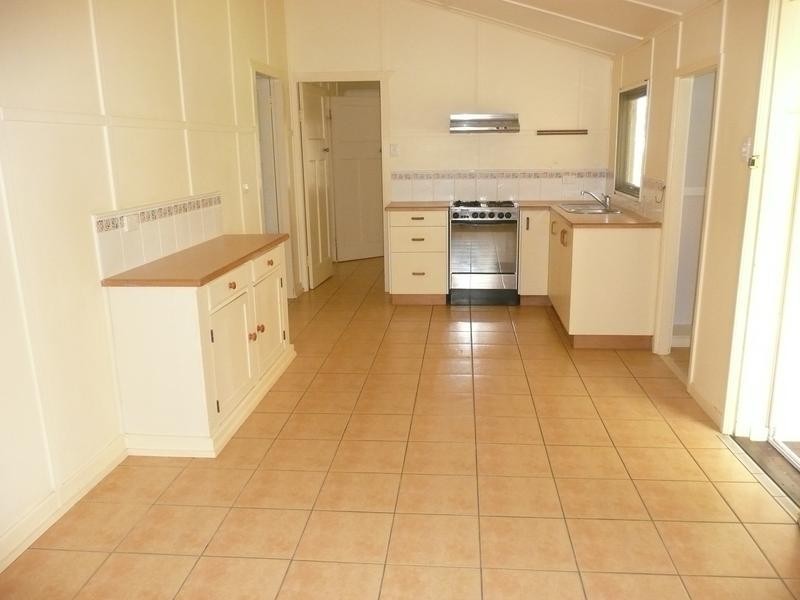 111 Soldiers ROAD, Bowen QLD 4805
