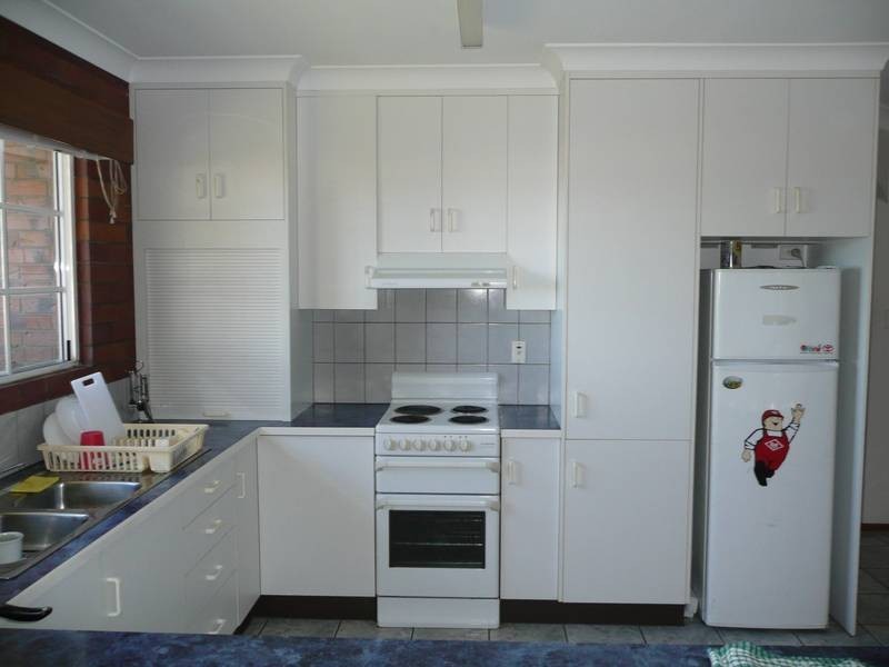 9 Thomas STREET, Bowen QLD 4805
