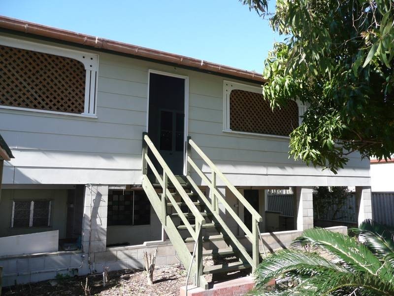 9 Thomas STREET, Bowen QLD 4805