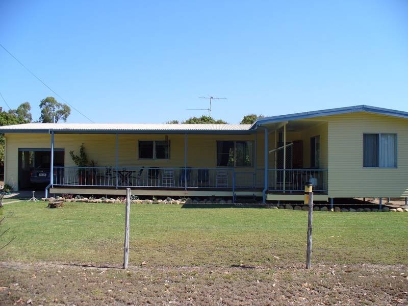 29 Telegraph ROAD, Bowen QLD 4805
