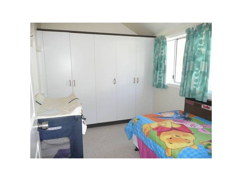 26 Reynolds STREET, Bowen QLD 4805