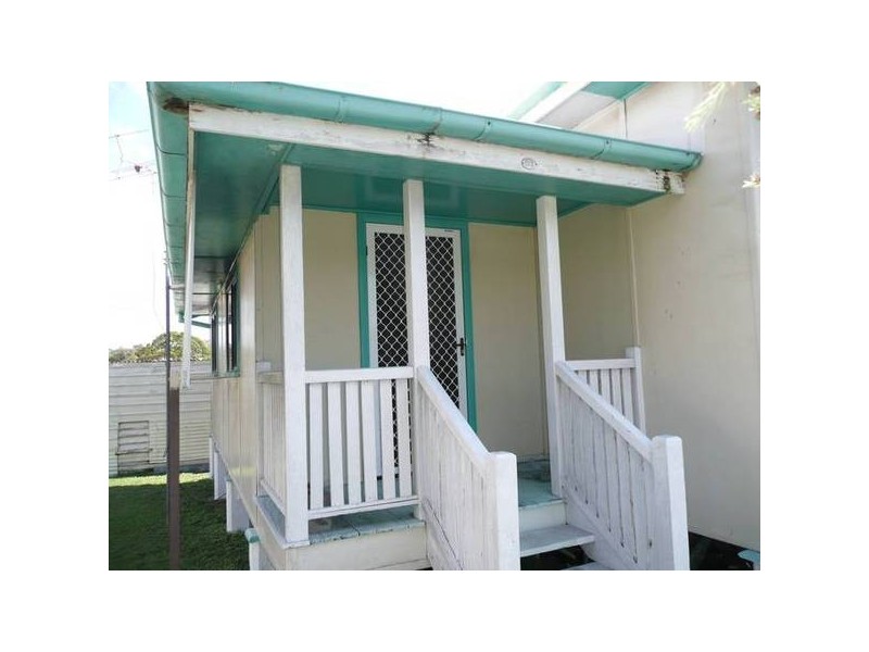 62 Livingstone STREET, Bowen QLD 4805