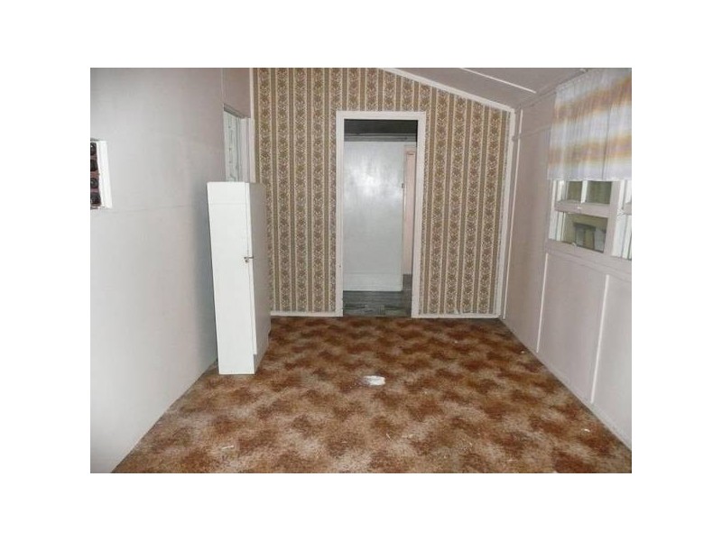 37 Bergl STREET, Bowen QLD 4805