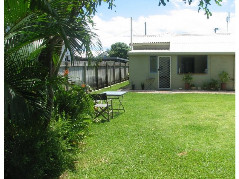 17 Whitsunday STREET, Bowen QLD 4805